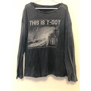 Vintage Looking Loose Fit Long Sleeve